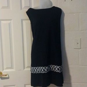 The limited ..Size 18 women's dress excellent condition..Great for fall weather